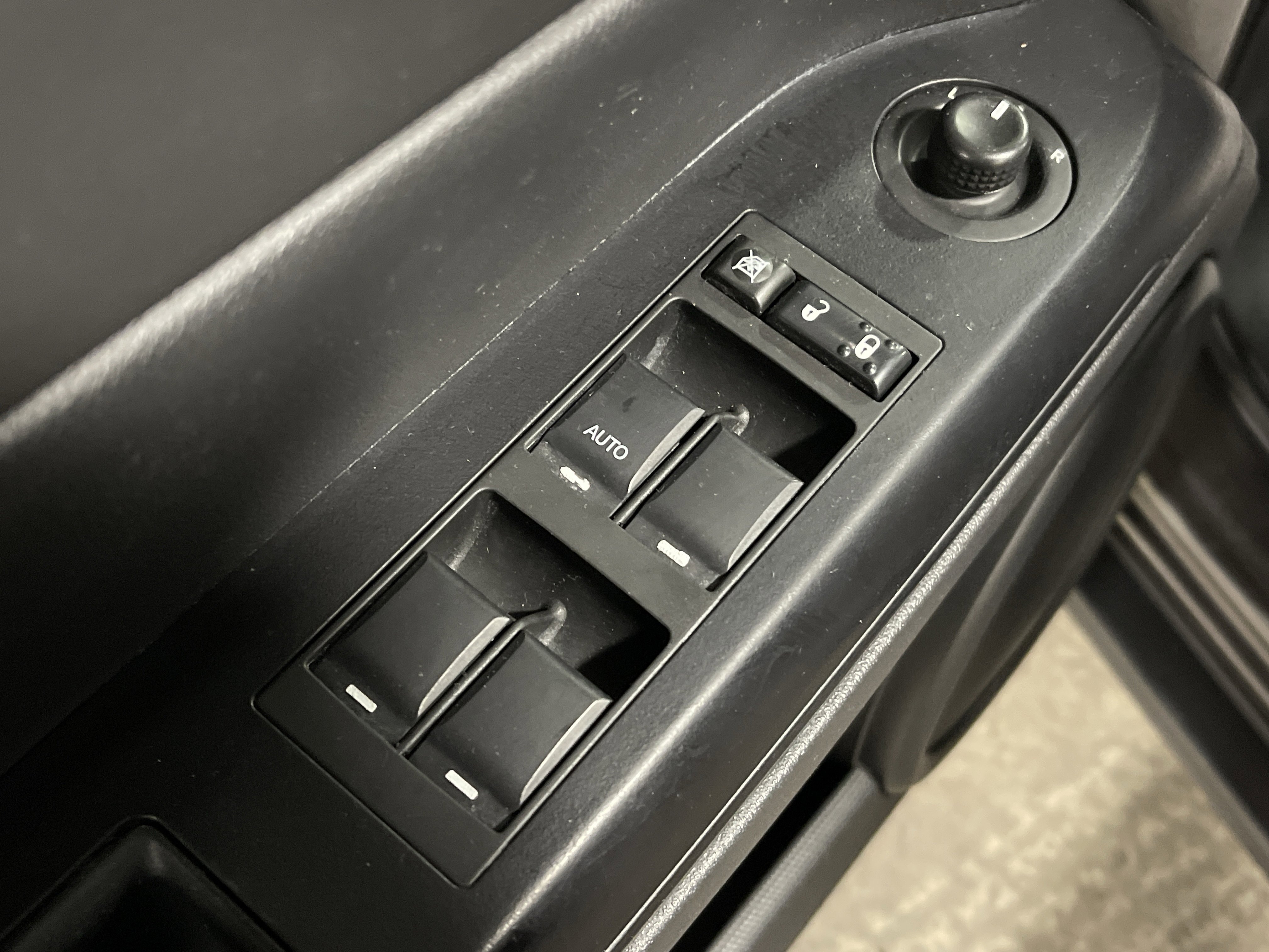 Used 2017 Jeep Patriot Latitude image 7