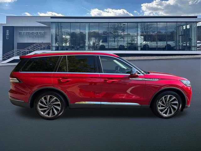 Used 2026 Lincoln Aviator 2WD image 10