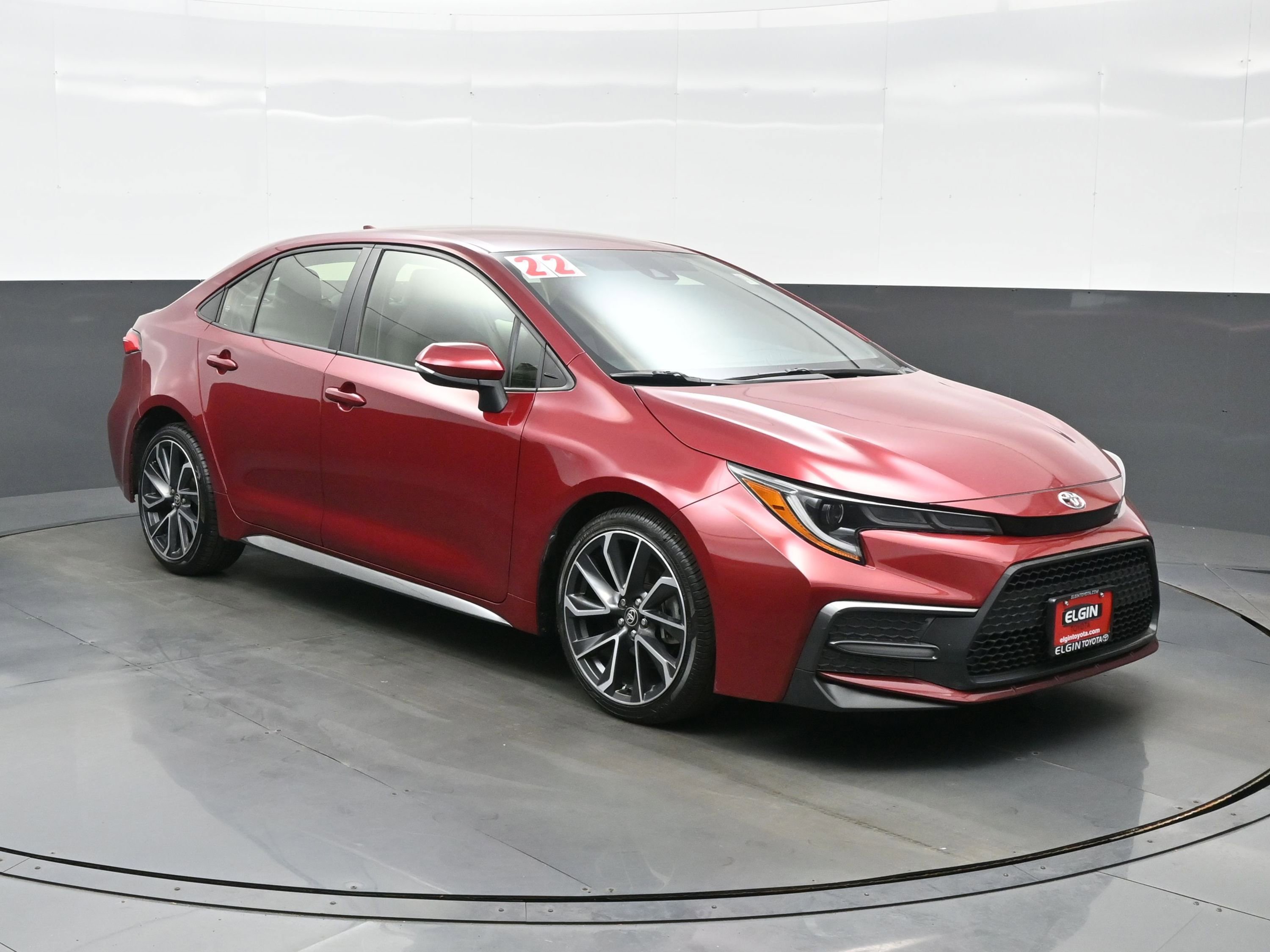Used 2022 Toyota Corolla SE w/ Carpet Mat Package (TMS) FWD image 8