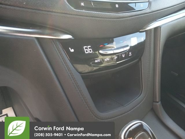 Used 2021 Cadillac XT5 Premium Luxury image 17