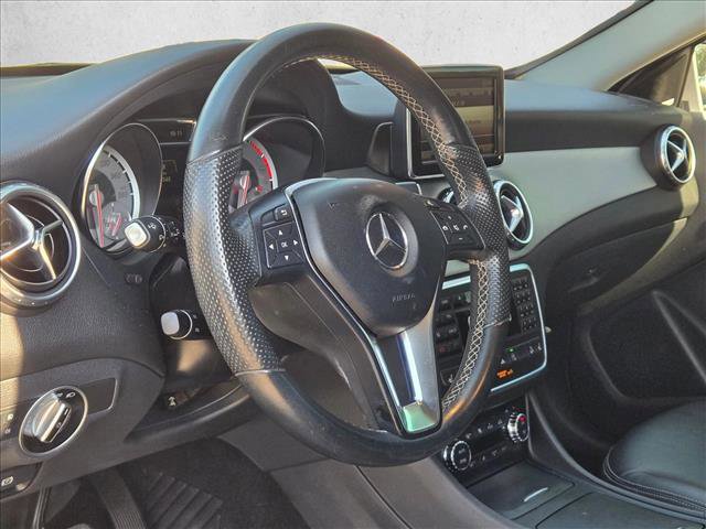 Used 2015 Mercedes-Benz GLA 250 4MATIC image 10