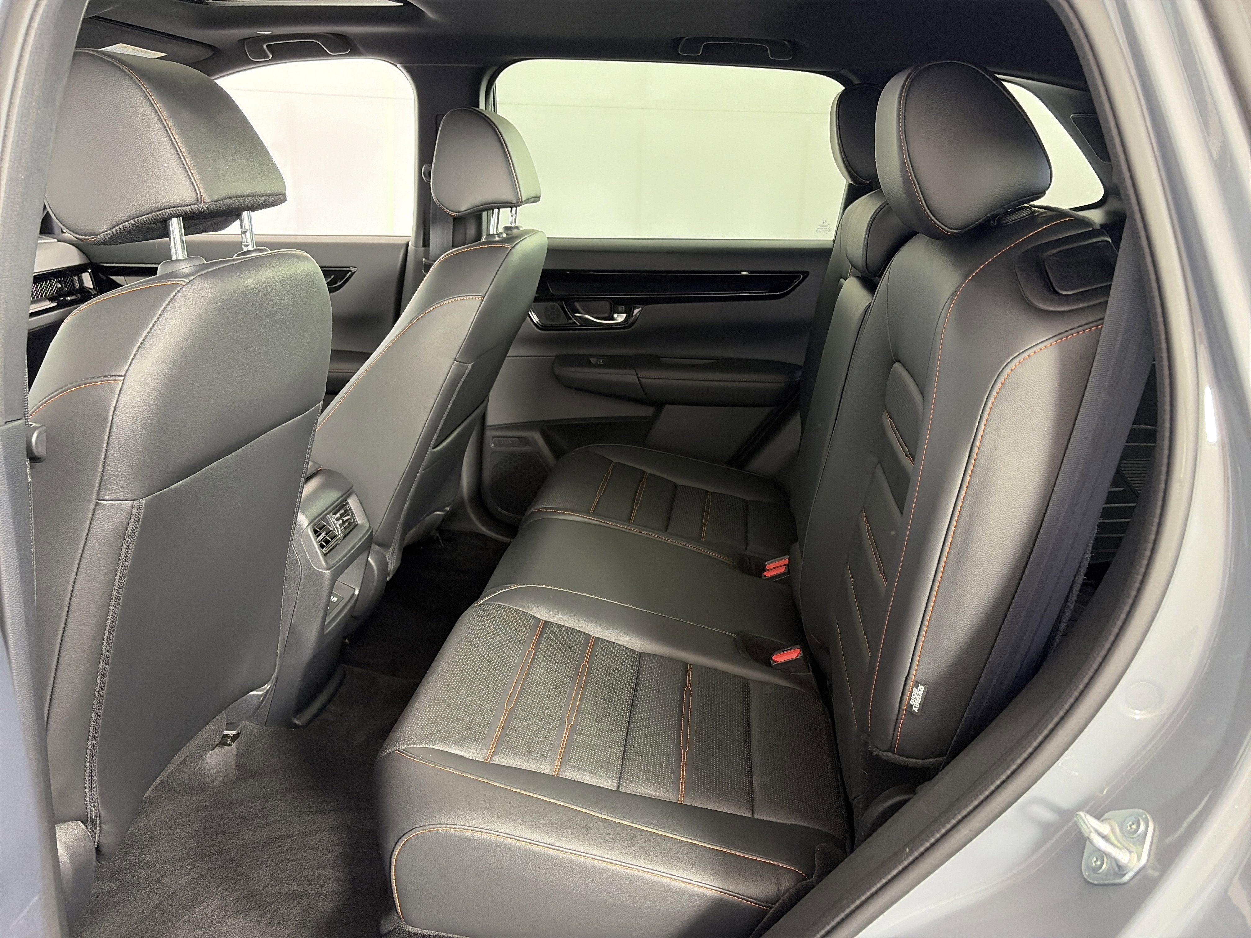 Used 2024 Honda CR-V Sport Touring image 7