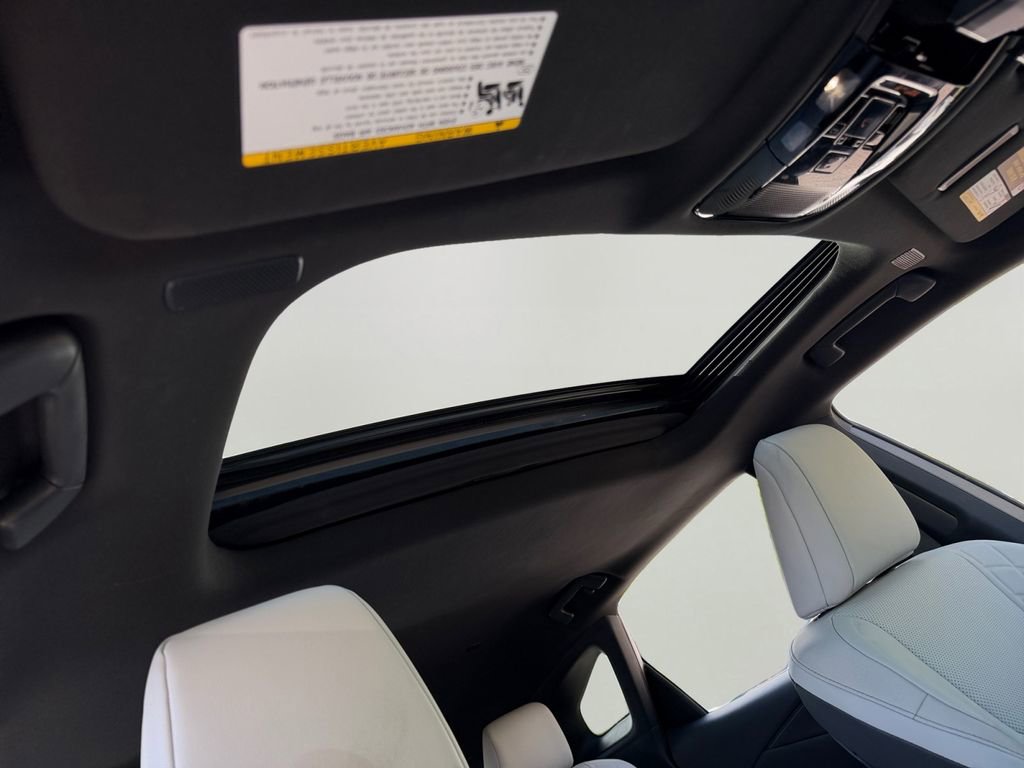 Used 2023 Lexus RX 350 Premium w/ Accessory Package AWD/4WD image 7