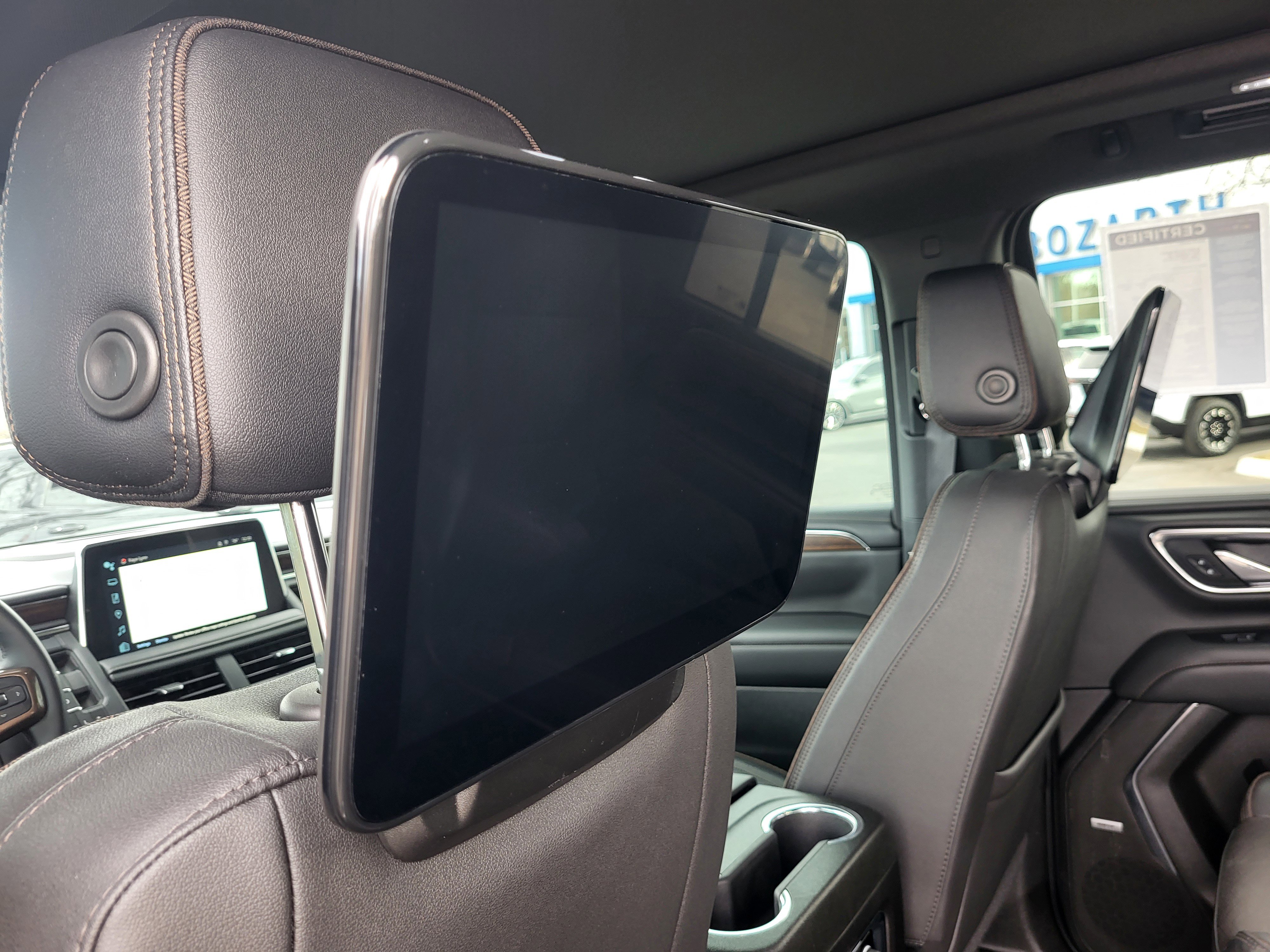 Certified 2023 Chevrolet Suburban High Country image 15