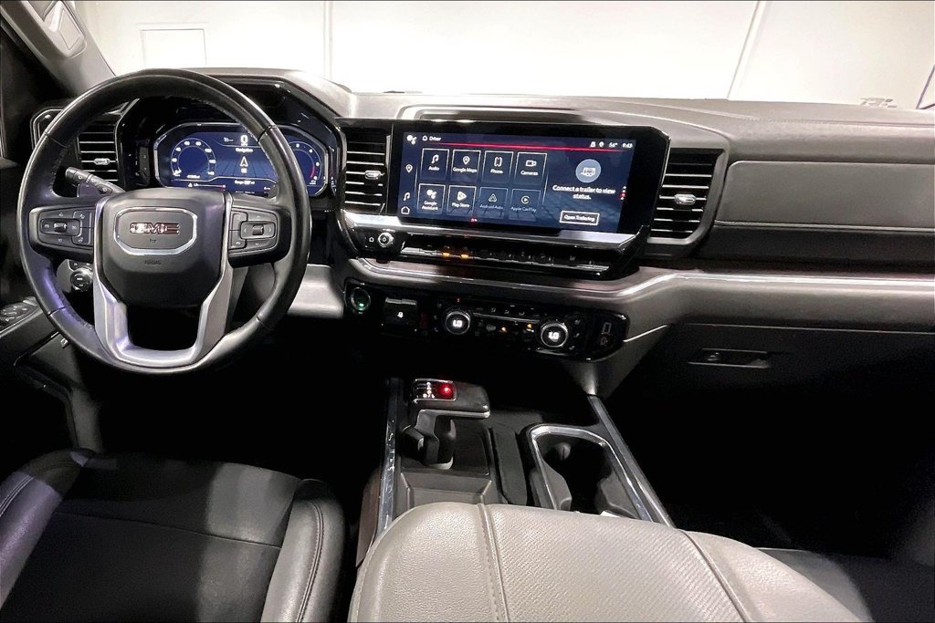 Used 2023 GMC Sierra 1500 SLT w/ SLT Premium Plus Package AWD/4WD image 18