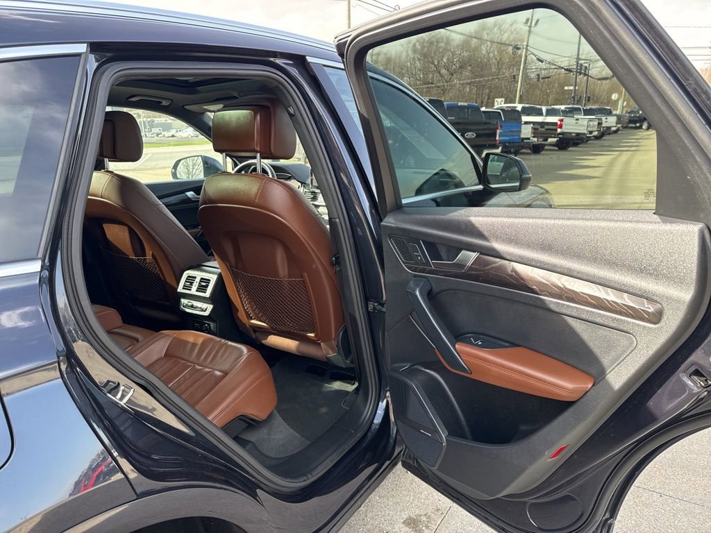 Used 2020 Audi Q5 2.0T Premium Plus w/ Premium Plus Package image 48