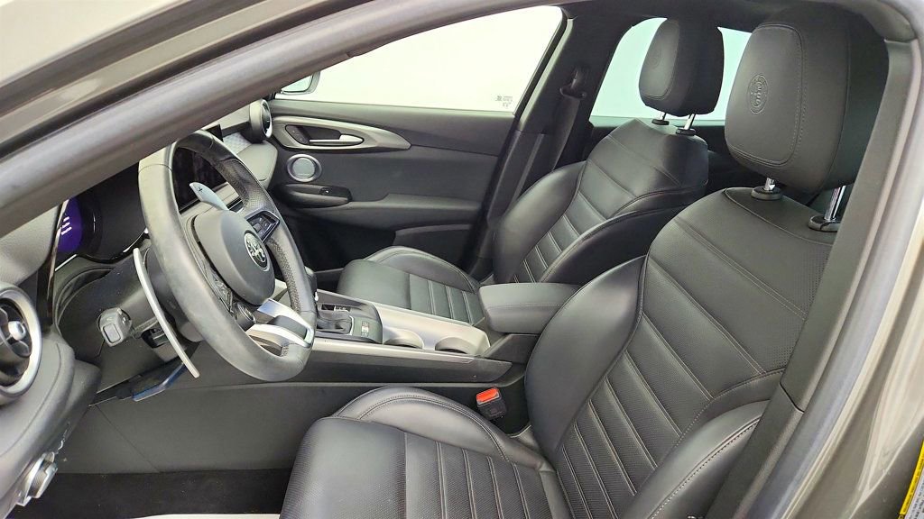 Used 2024 Alfa Romeo Tonale Veloce AWD/4WD image 19