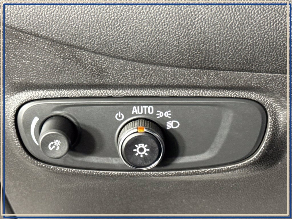 Certified 2024 Chevrolet Equinox LT AWD/4WD image 30