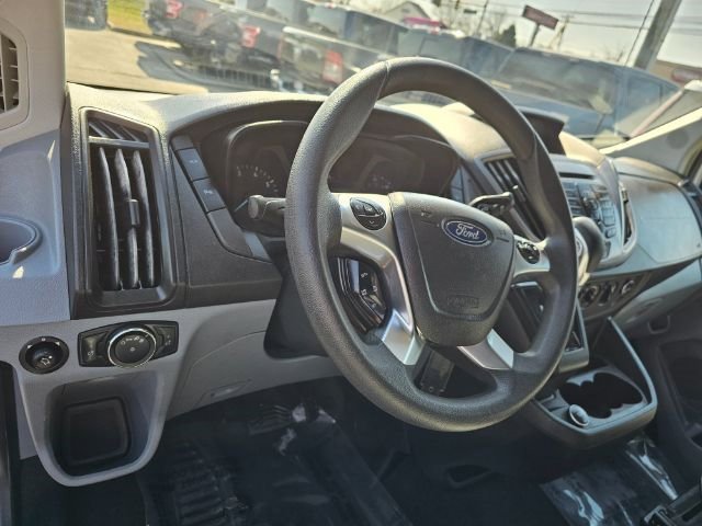 Used 2018 Ford Transit 350 XLT image 7