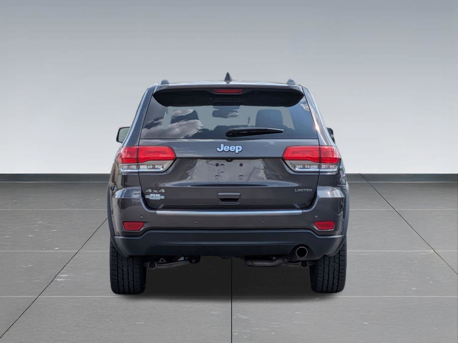 Used 2016 Jeep Grand Cherokee Limited AWD/4WD image 4