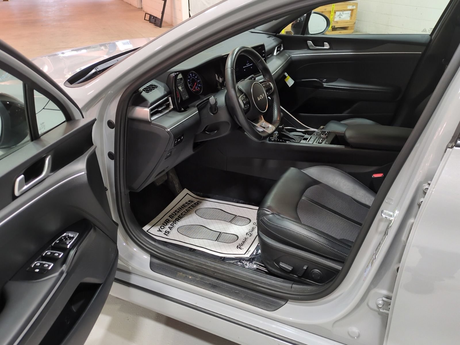 Certified 2022 Kia K5 GT-Line AWD/4WD image 15