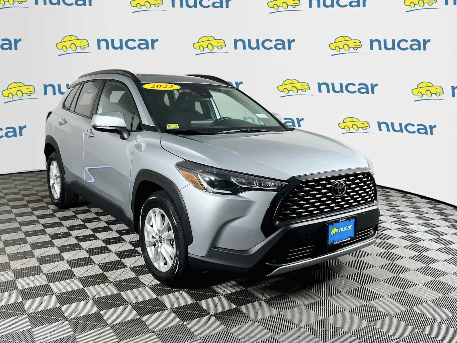 Used 2022 Toyota Corolla Cross LE w/ Moonroof Package AWD/4WD image 1
