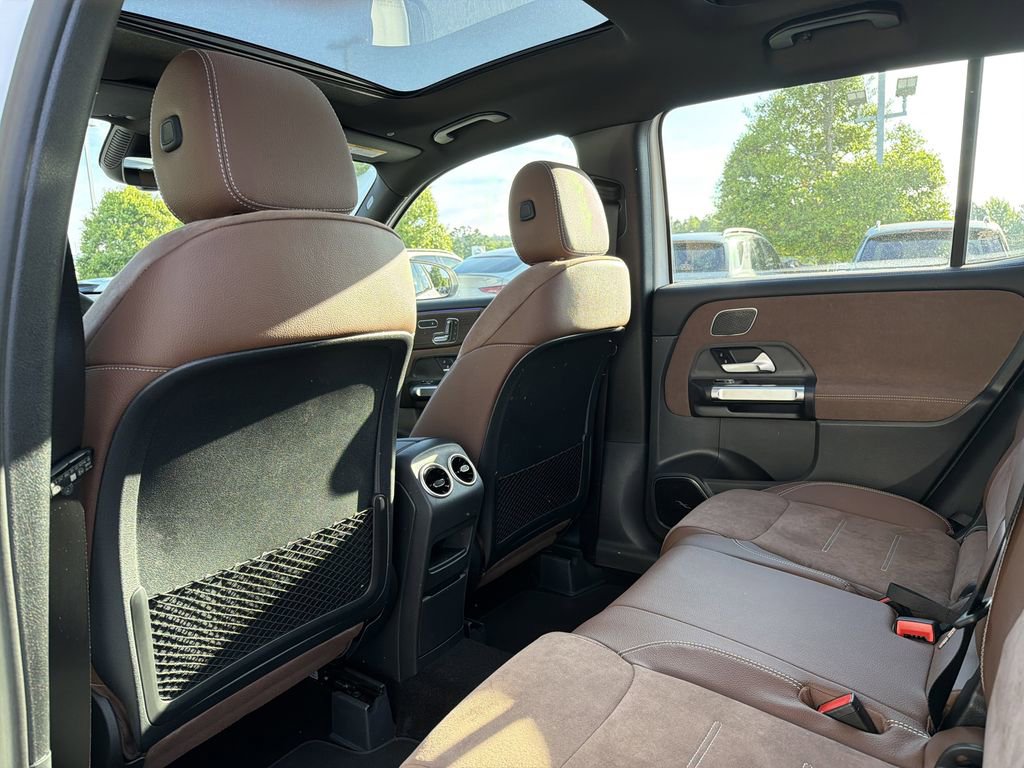 New 2026 Mercedes-Benz GLB 35 AMG 4MATIC image 12