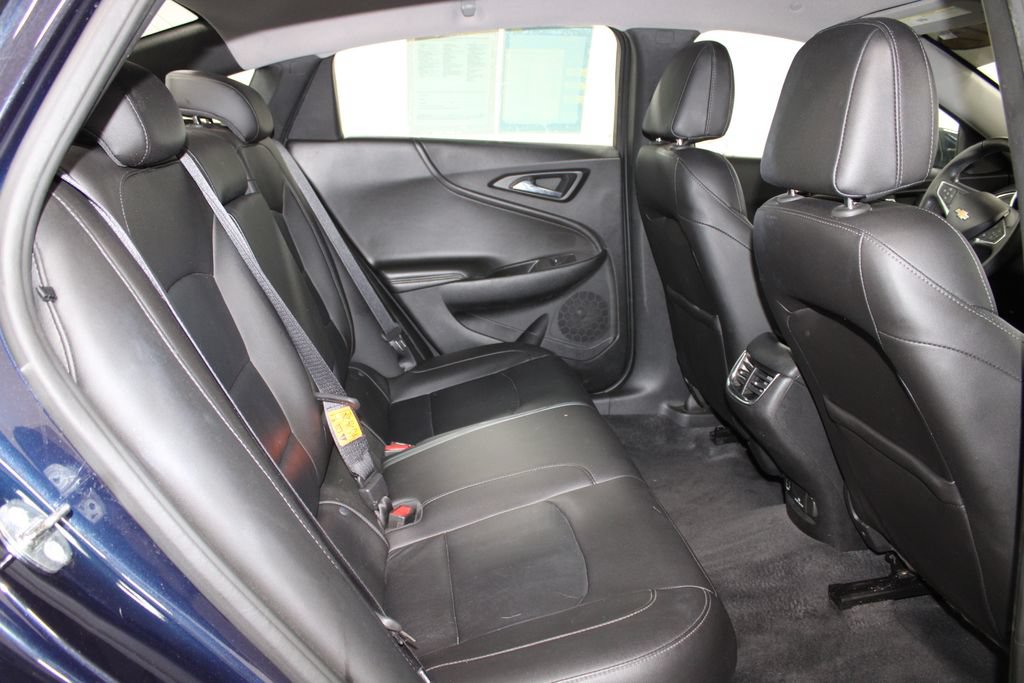 Used 2017 Chevrolet Malibu LT w/ Leather Package FWD image 28