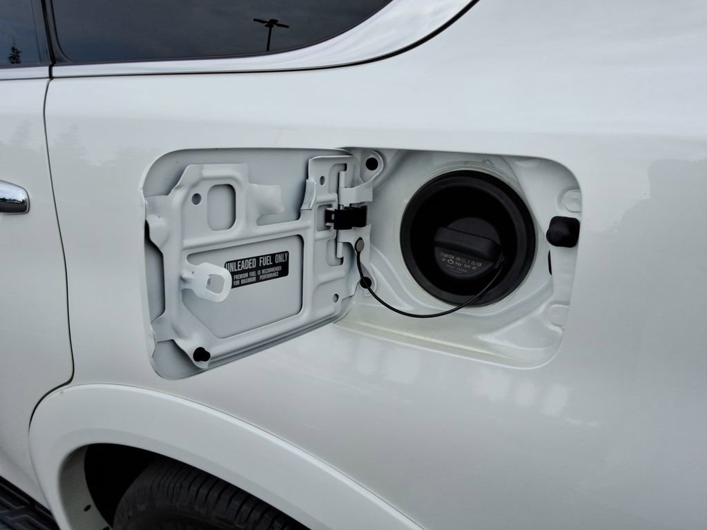 Used 2022 INFINITI QX80 Sensory w/ Cargo Package RWD image 13