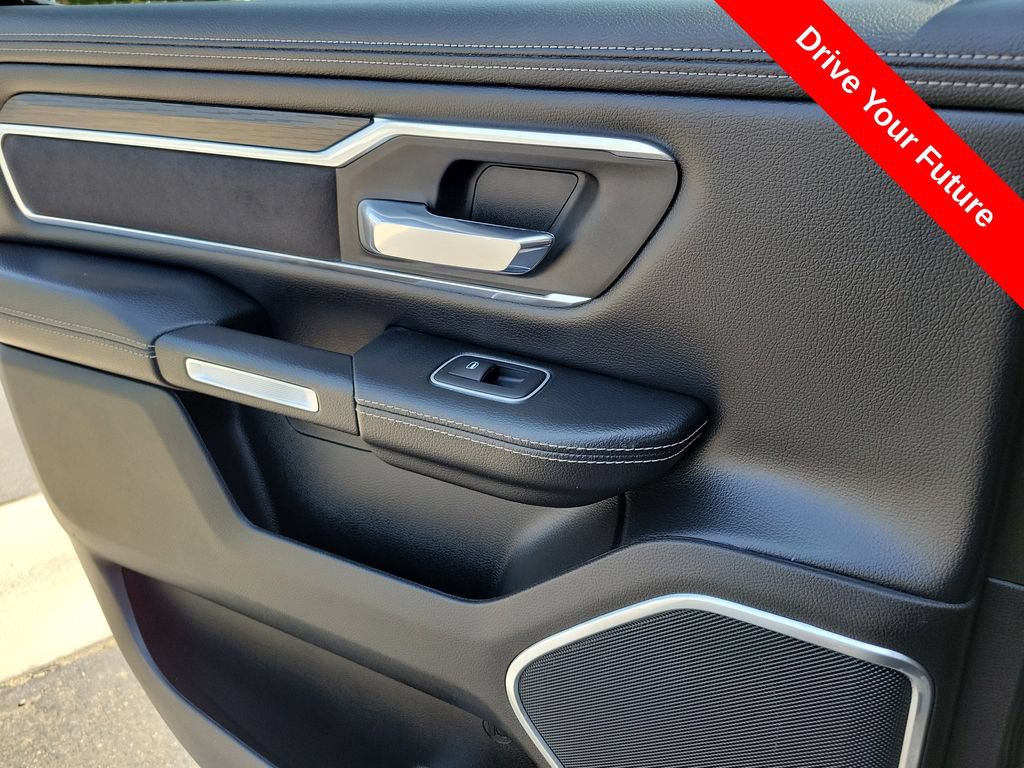 Used 2023 RAM 1500 Laramie AWD/4WD image 25