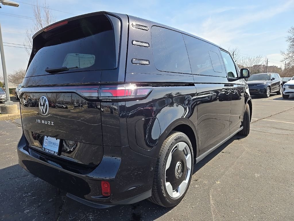 New 2025 Volkswagen ID. Buzz 1st Edition RWD image 11