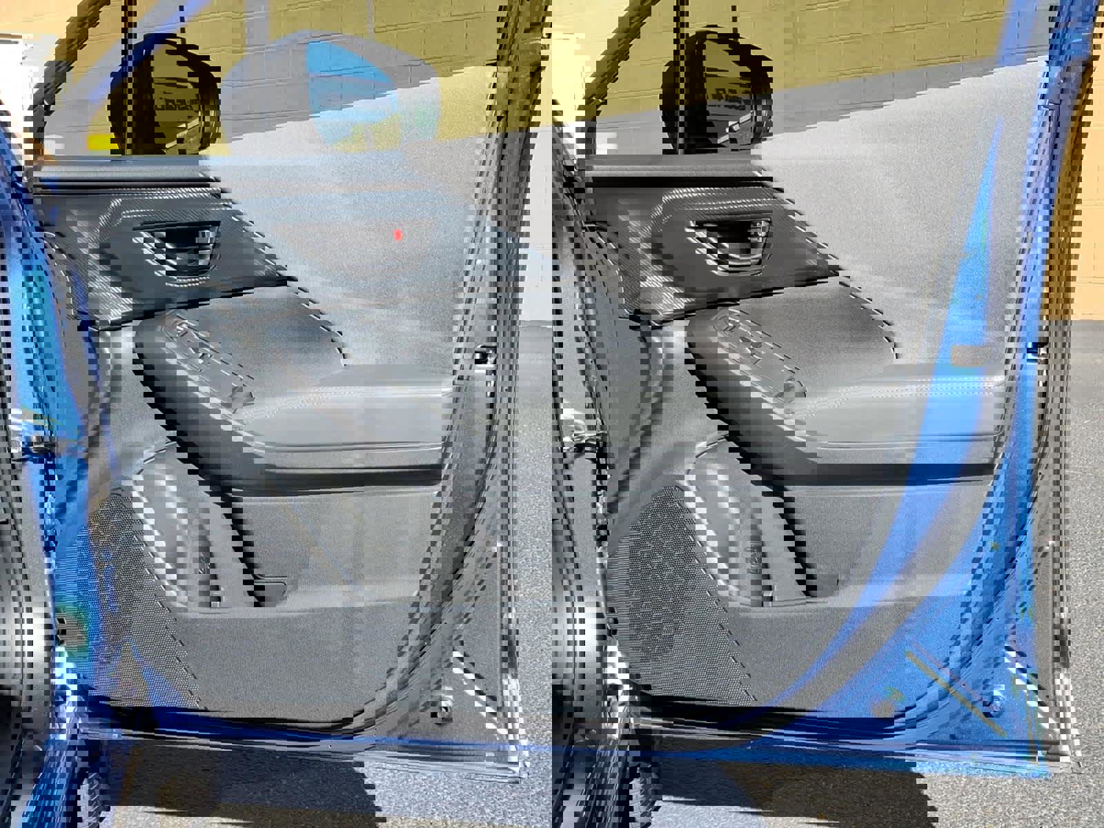 Certified 2025 Subaru Crosstrek 2.0i Premium w/ Convenience Package #2 image 21