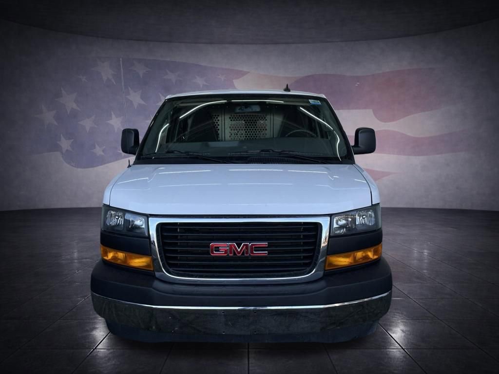 Used 2024 GMC Savana 2500 w/ Driver Convenience Package image 8