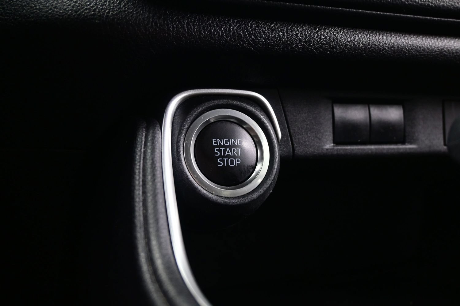 Used 2025 Toyota Grand Highlander AWD image 21