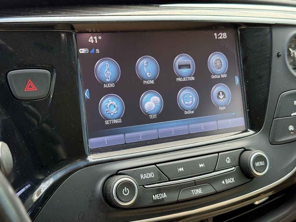 Used 2020 Buick Envision Preferred image 22