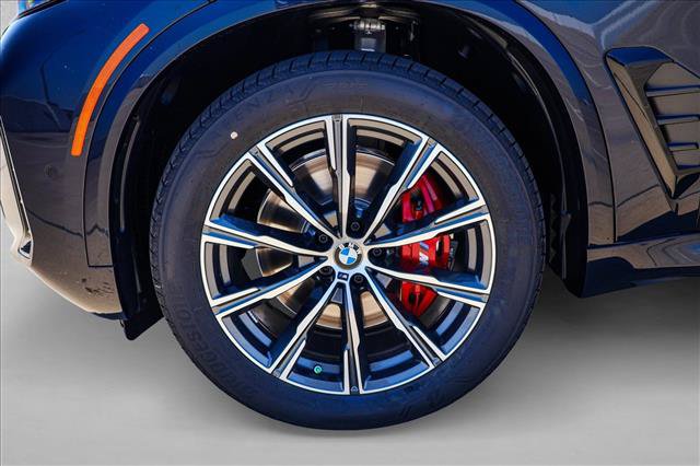 New 2026 BMW X5 xDrive40i w/ M Sport Package AWD/4WD image 9