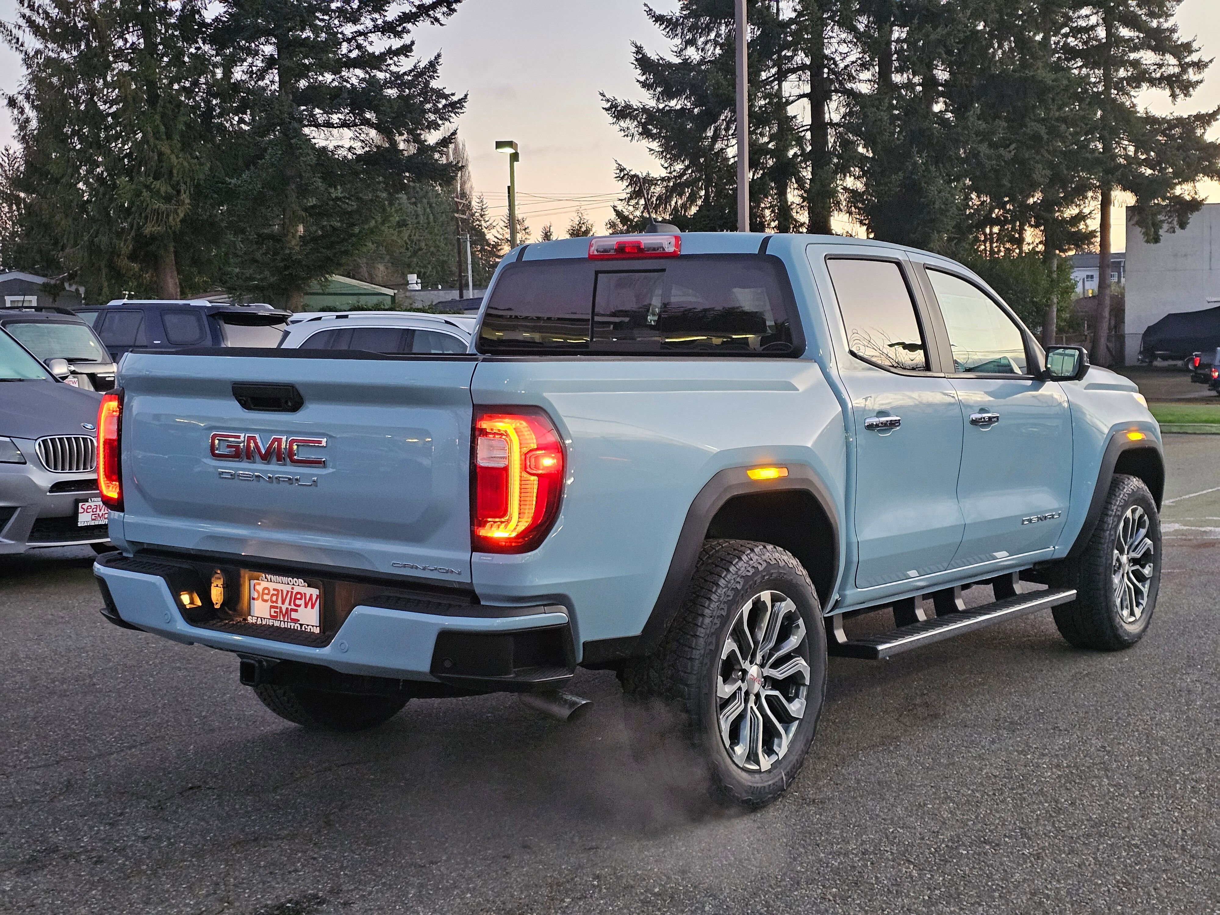 New 2026 GMC Canyon Denali image 7
