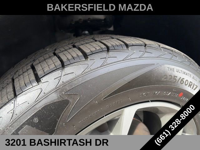 Used 2025 Chevrolet Trax LT FWD image 22