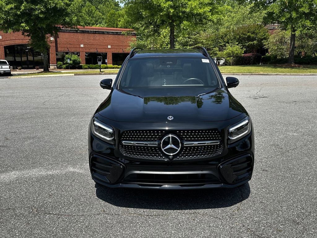 Certified 2025 Mercedes-Benz GLB 250 image 3