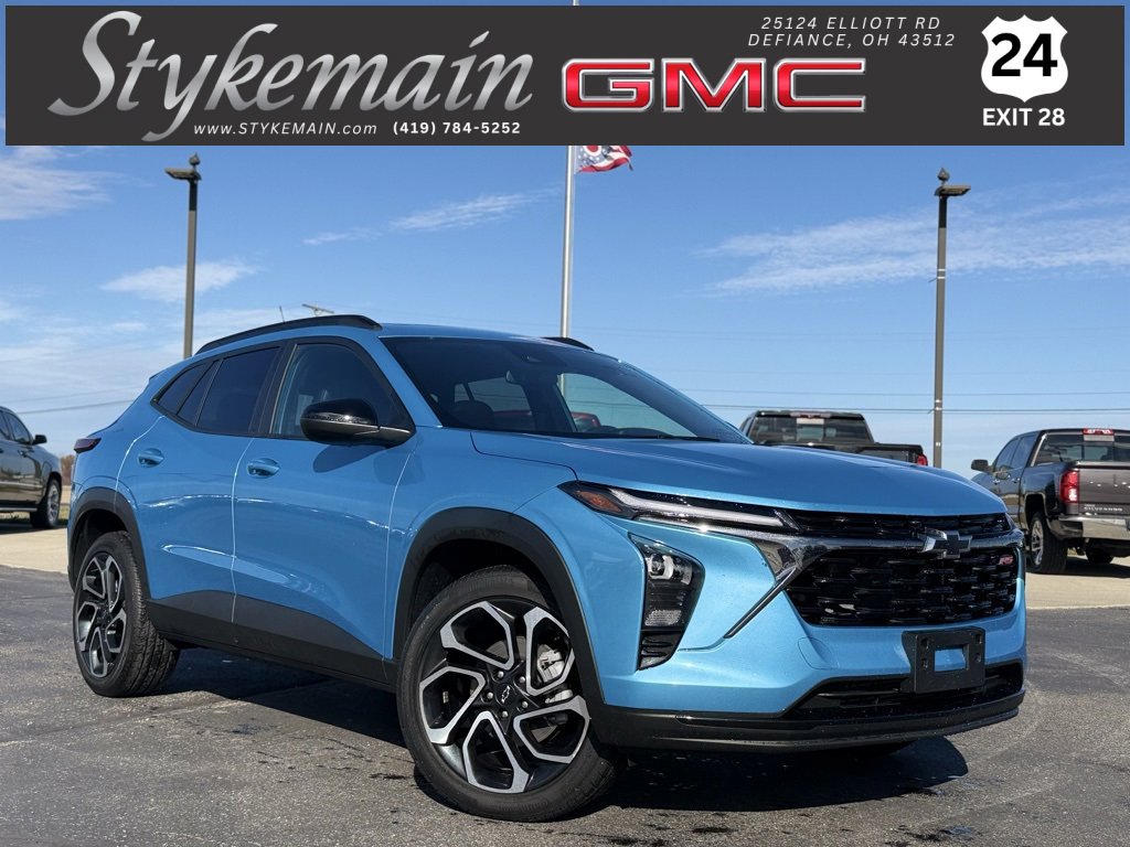 Used 2025 Chevrolet Trax RS w/ Sunroof Package