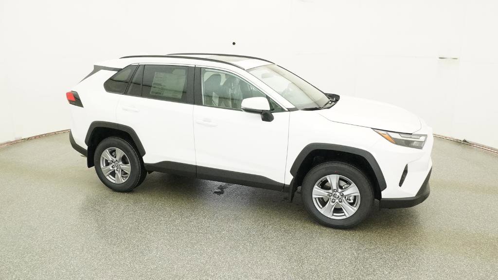 New 2025 Toyota RAV4 XLE image 27