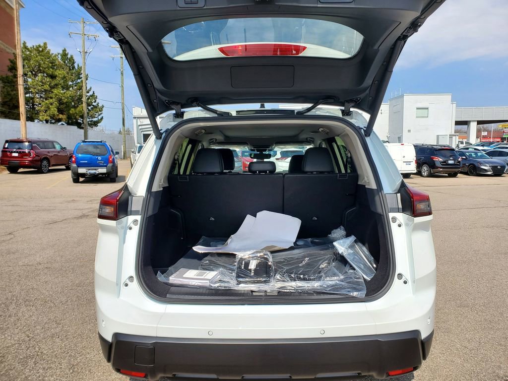 New 2026 Nissan Rogue SV AWD/4WD image 8