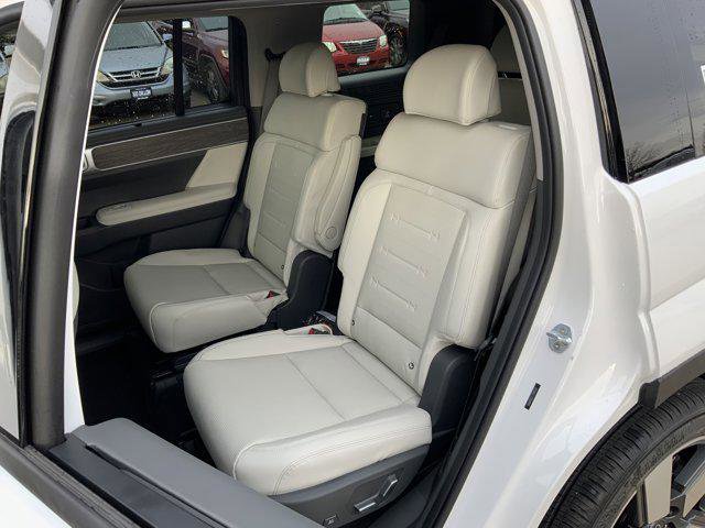 New 2026 Hyundai Santa Fe Limited image 10