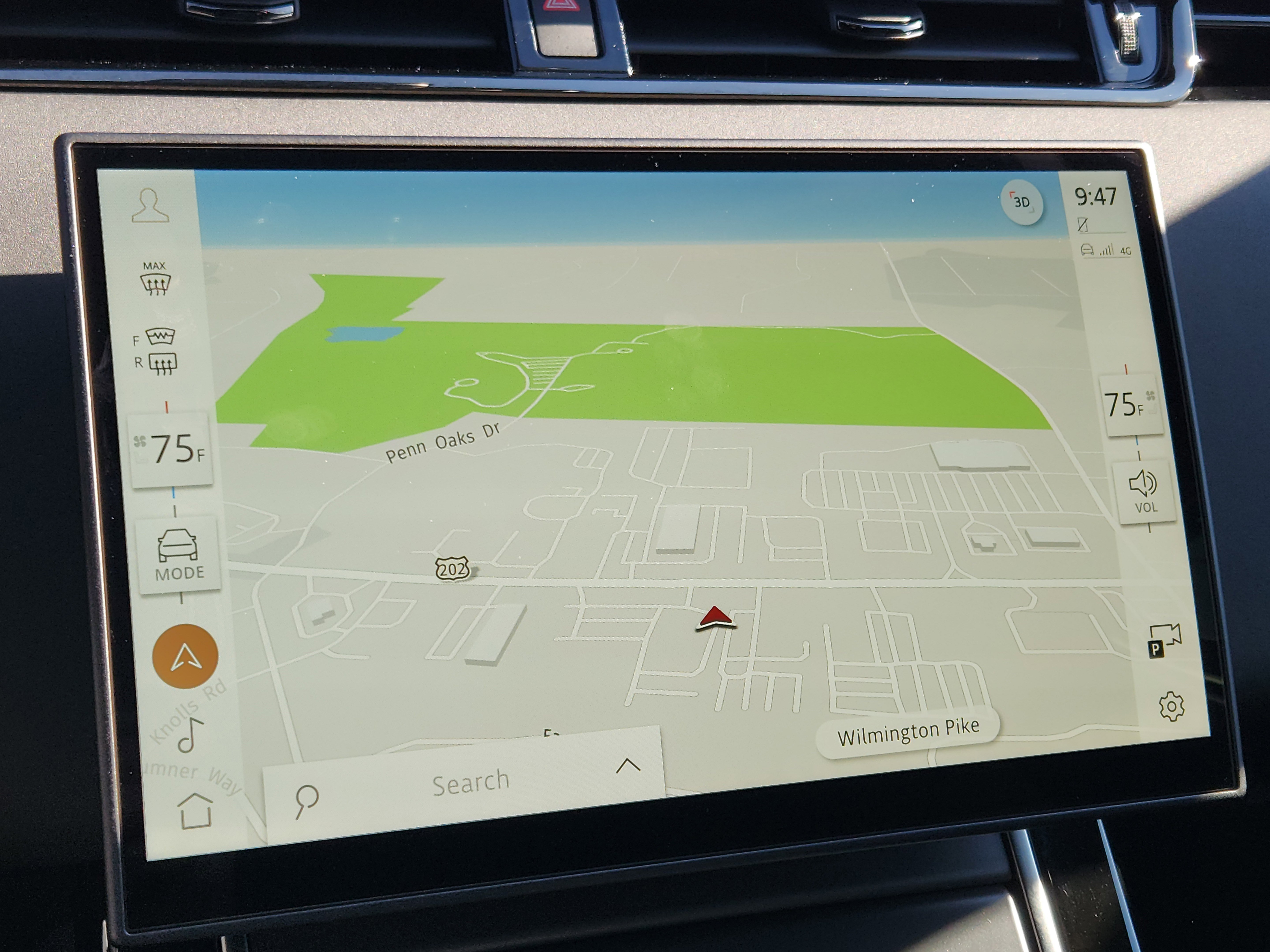 Certified 2026 Land Rover Range Rover Evoque S image 21