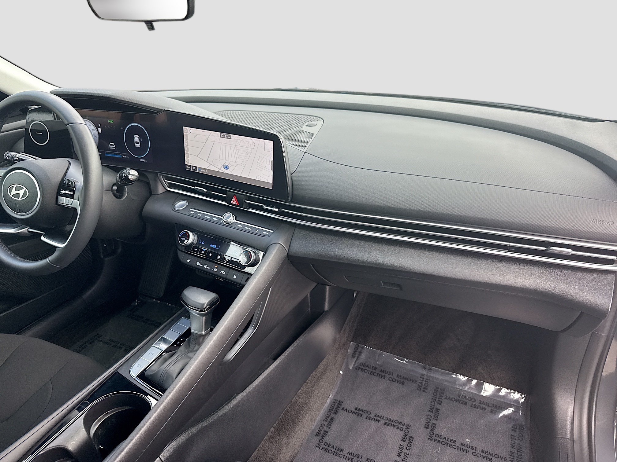 Used 2025 Hyundai Elantra SEL FWD image 30