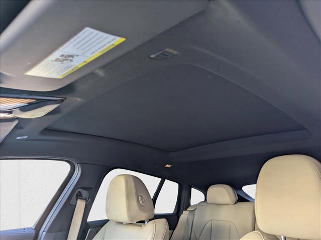 Used 2019 BMW X4 M40i w/ Driving Assistance Package image 17