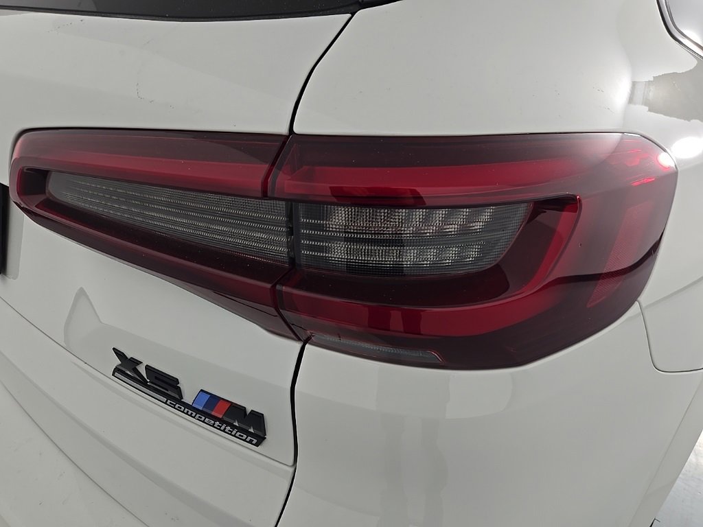 Used 2023 BMW X5 M w/ Competition Package image 9