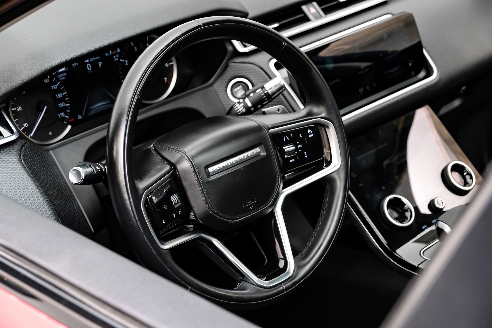 Used 2023 Land Rover Range Rover Velar R-Dynamic S image 20