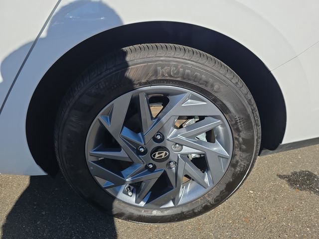 Certified 2025 Hyundai Elantra Blue image 45