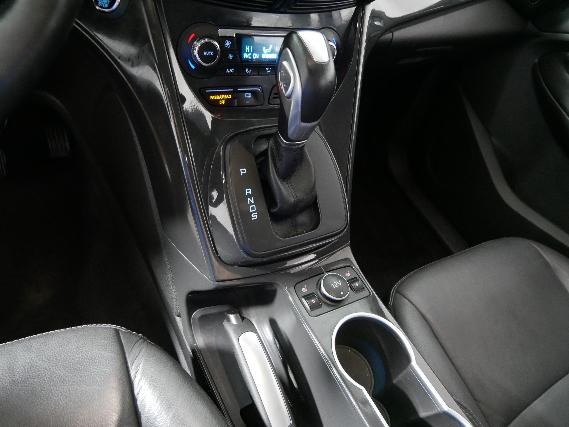 Used 2016 Ford Escape Titanium AWD/4WD image 24