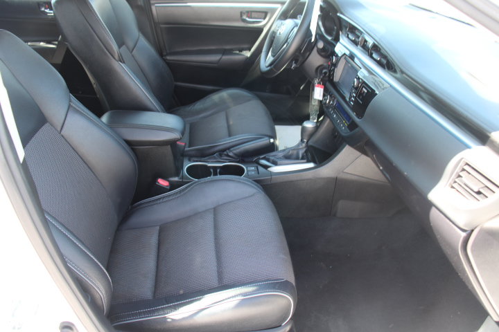 Used 2016 Toyota Corolla S FWD image 18