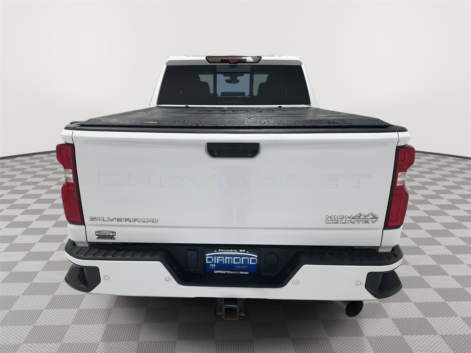 Used 2023 Chevrolet Silverado 2500 High Country image 4