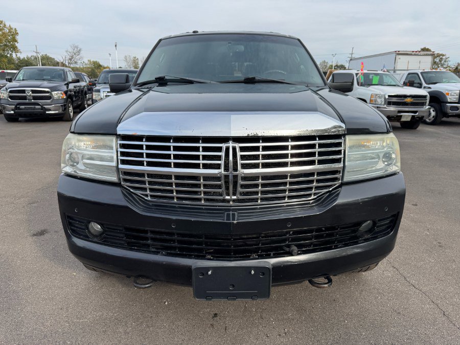 Used 2010 Lincoln Navigator 4WD image 8