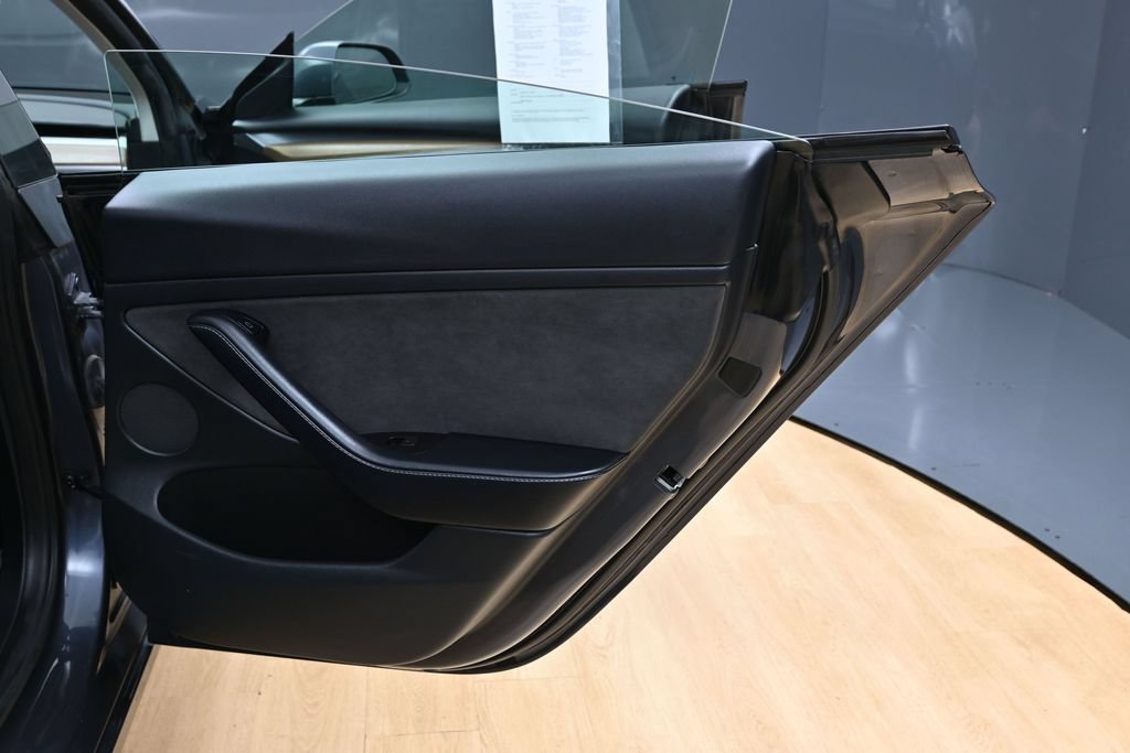 Used 2023 Tesla Model 3 Standard Range RWD image 41