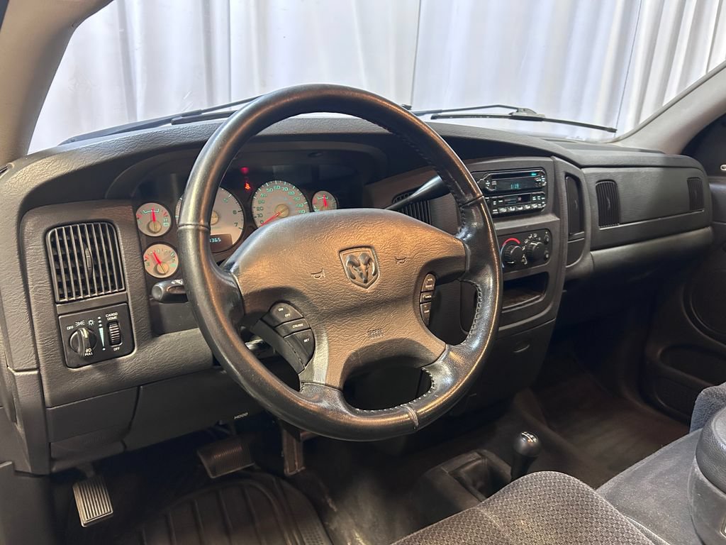 Used 2003 Dodge Ram 1500 Truck SLT AWD/4WD image 2