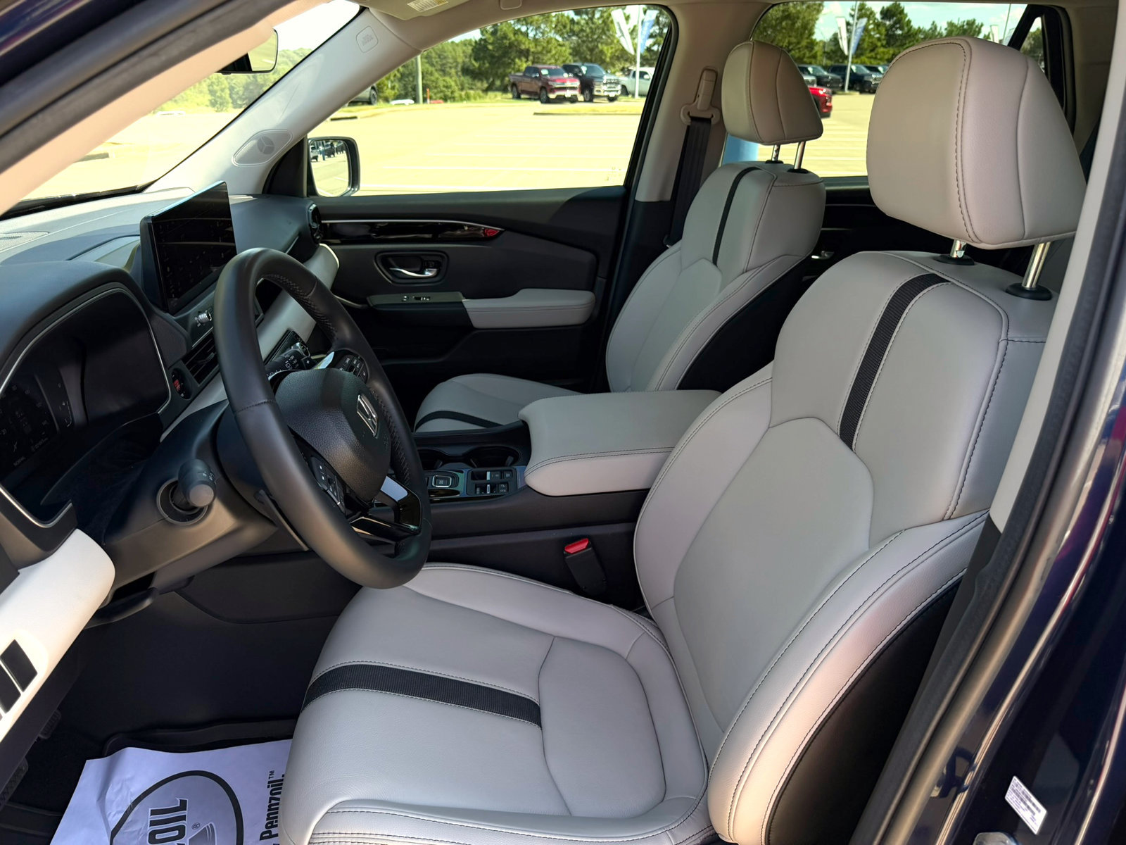 Certified 2026 Honda Passport RTL image 10