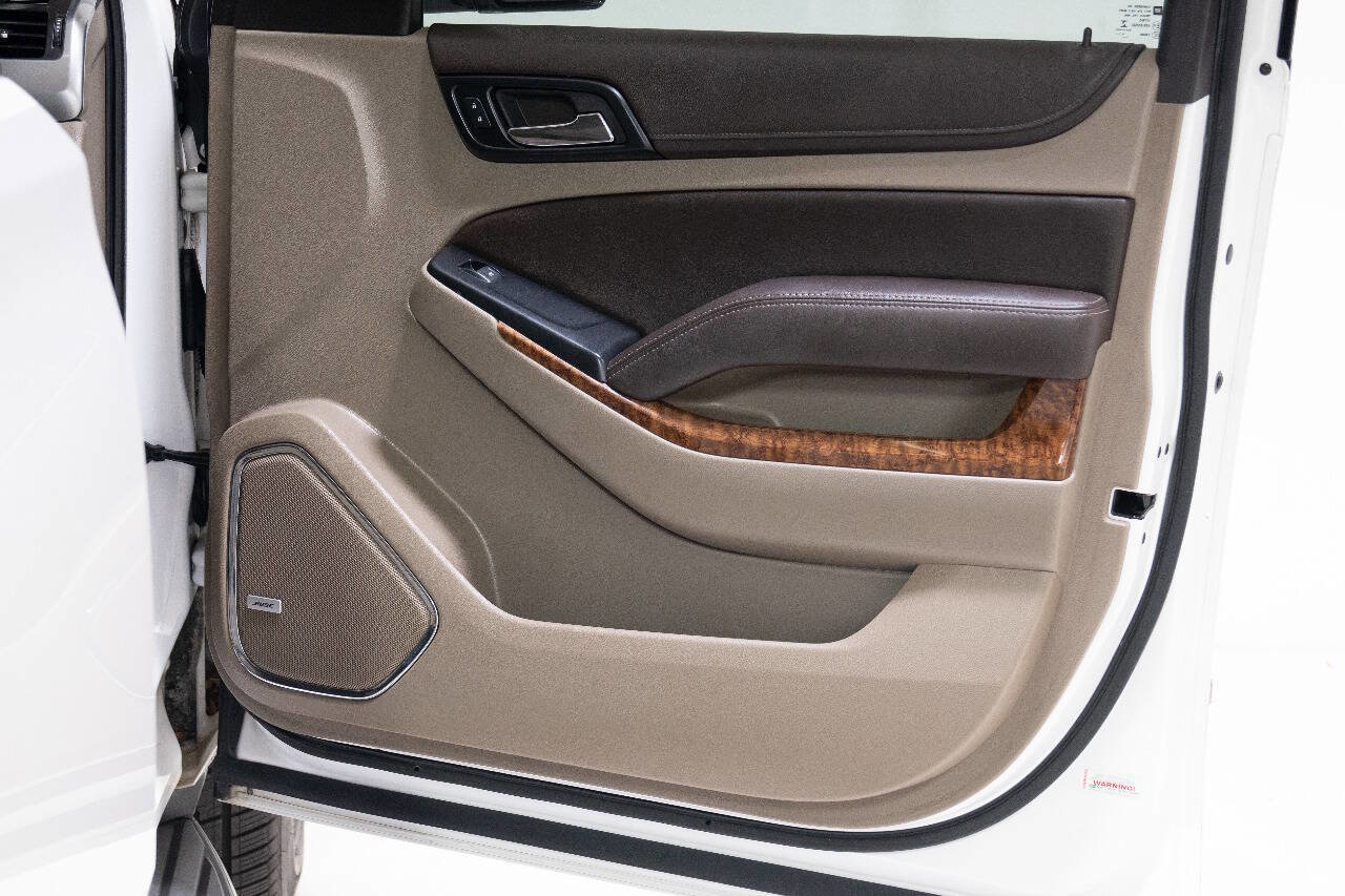 Used 2015 Chevrolet Suburban LTZ image 23