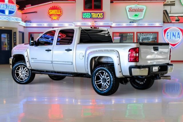 Used 2012 Chevrolet Silverado 2500 LT w/ Interior Plus Package image 4