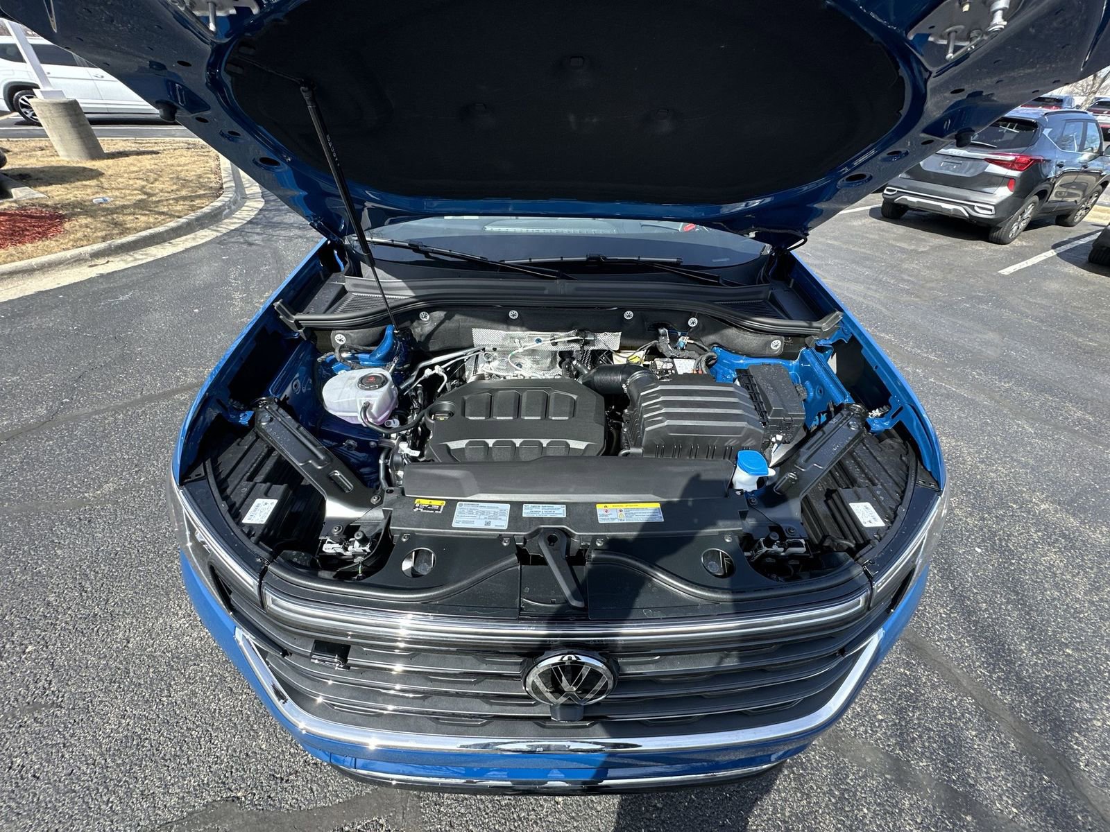 New 2025 Volkswagen Atlas SEL Premium R-Line image 30