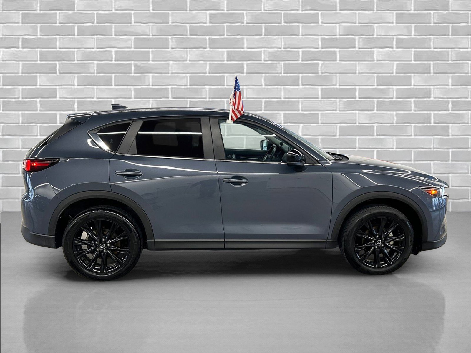 Used 2024 MAZDA CX-5 Carbon Edition image 6